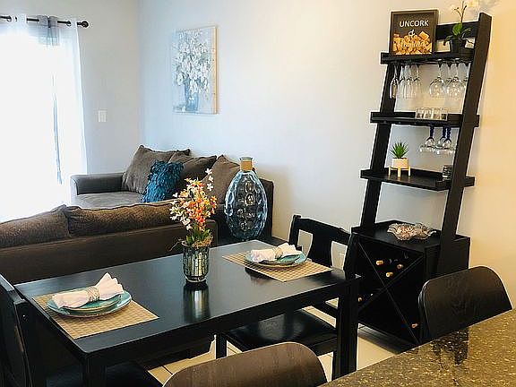3rd image of 981 Hillcrest Ct APT 205