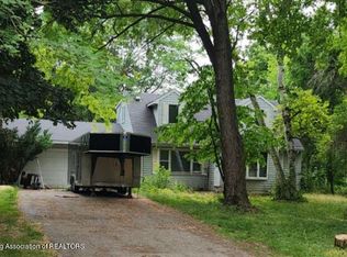 2001 W Stoll Rd, Dewitt, MI 48820