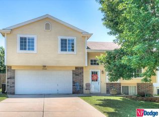 17665 K St, Omaha, NE 68135