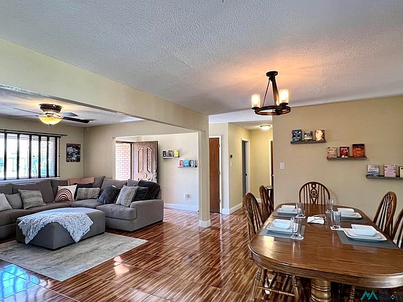 3rd image of 224 Sasser Dr