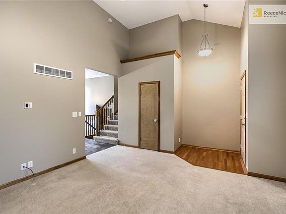 4th image of 11010 Cleveland Ave