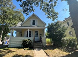 61 Victoria St, Springfield, MA 01104