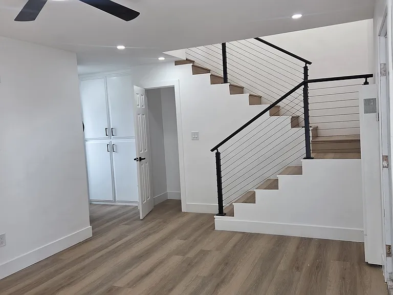 160 Hemlock Ave #2 — Photo 3