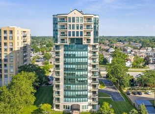 4789 Riverside Dr E #104, Windsor, ON N8Y 5A2