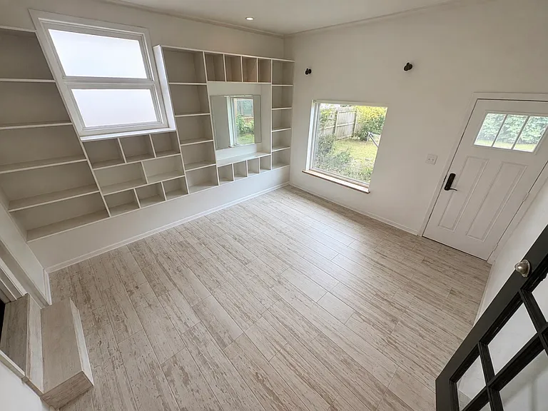 317 Verbena Dr — Photo 19