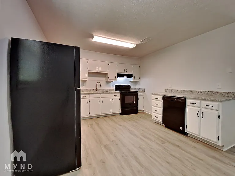 2245 Chestnut Log Loop — Photo 4