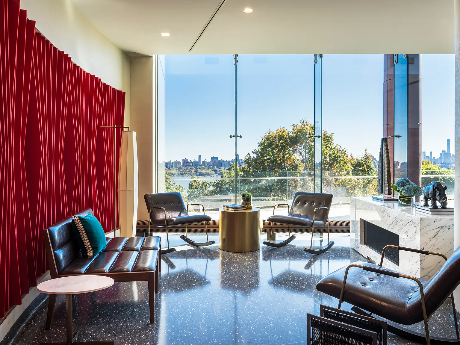 One Park Condos — Photo 4