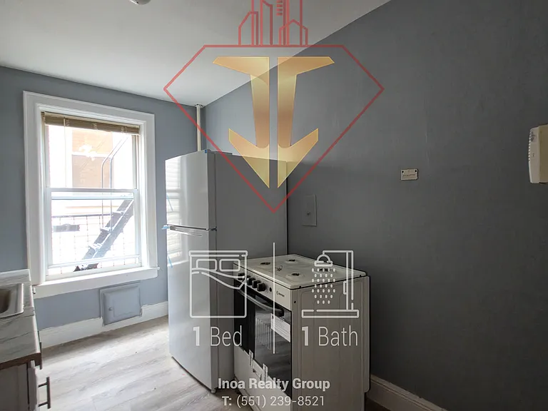 130 W 47th St #2C — Photo 14