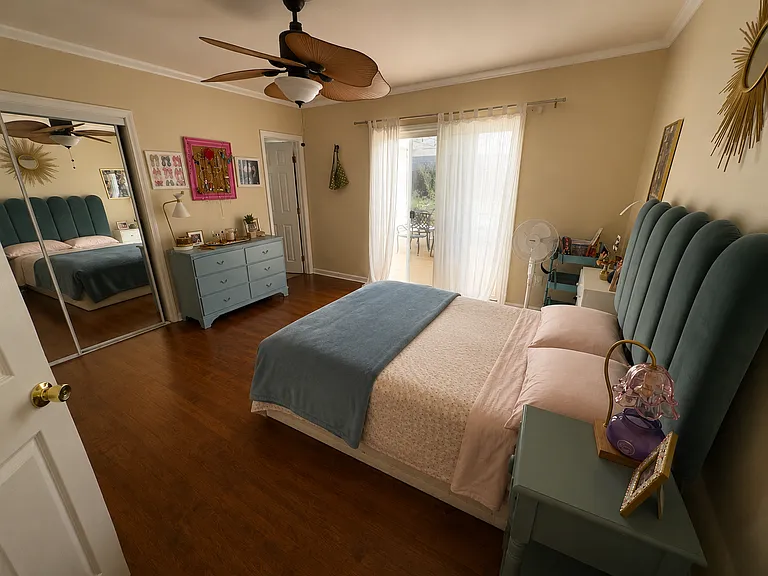 586 Augusta Dr — Photo 11