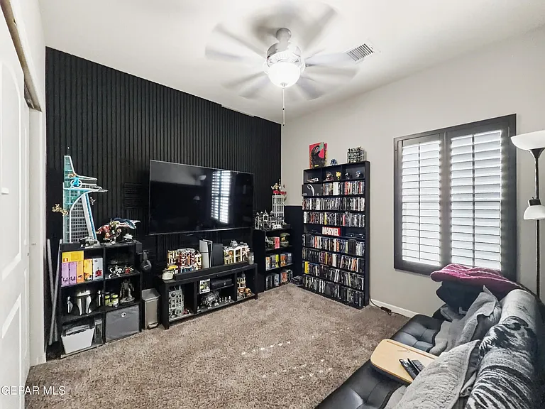 12805 Kingsbury Ave — Photo 10
