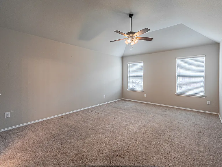 2553 Hadley St — Photo 18