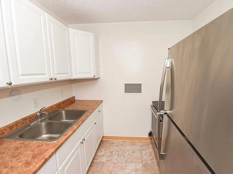 1600 Wilikina Dr #B401 — Photo 8