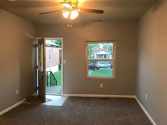 5th image of 4353 Wilcox Ave