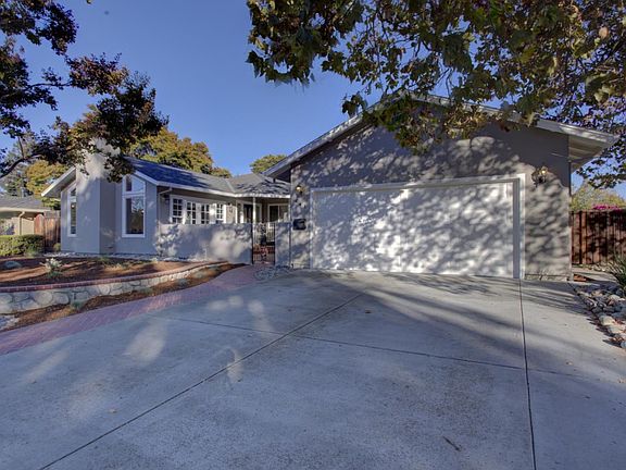 2nd image of 441 Hillsdale Ave