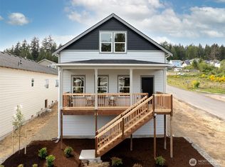 11 E Compass Ln, Allyn, WA 98524
