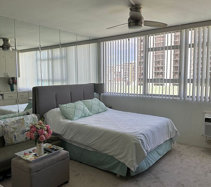 1st image of 2500 Kalakaua Ave APT 1006
