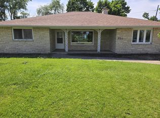 3159 Vinland St, Oshkosh, WI 54901