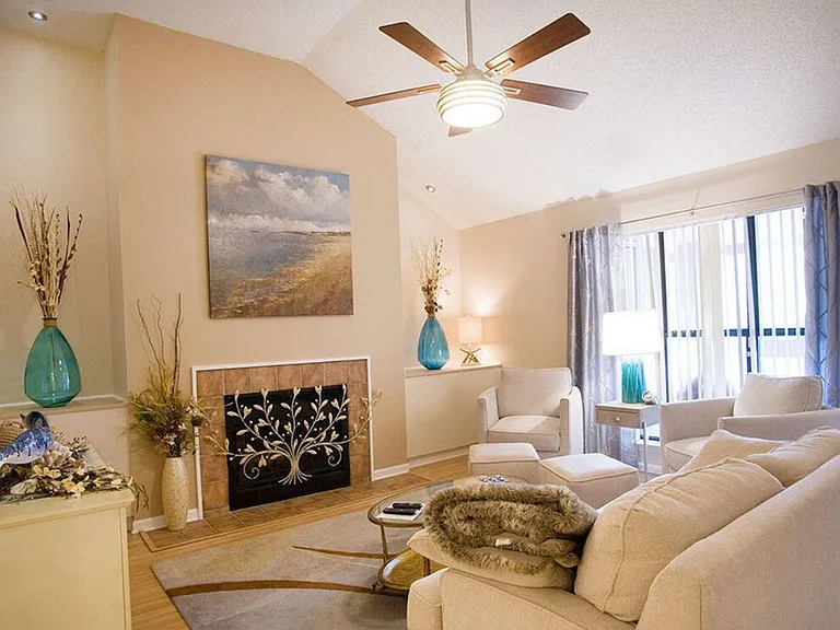 2506 Wood Hill Dr — Photo 14