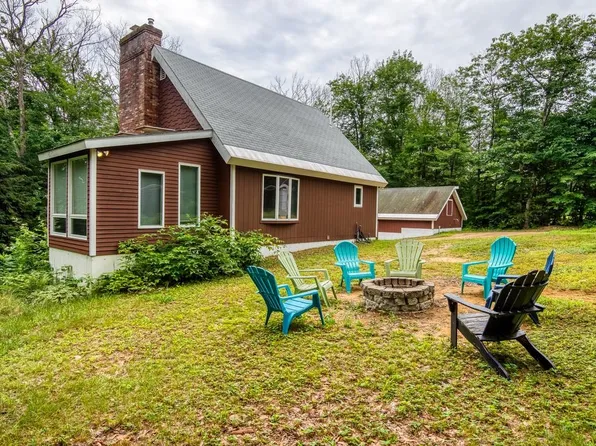 2352 West Side Road, Conway, NH 03860