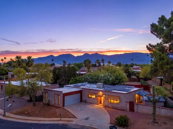 8677 E 24th St, Tucson, AZ 85710