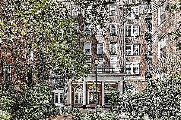 1st image of 225 Sterling Pl APT 3L