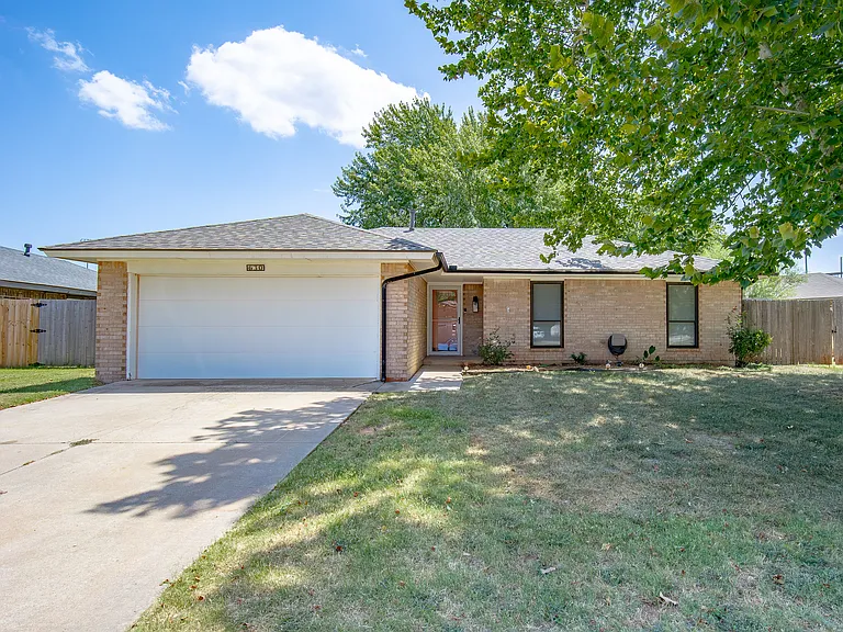 630 S Heights Dr — Photo 18