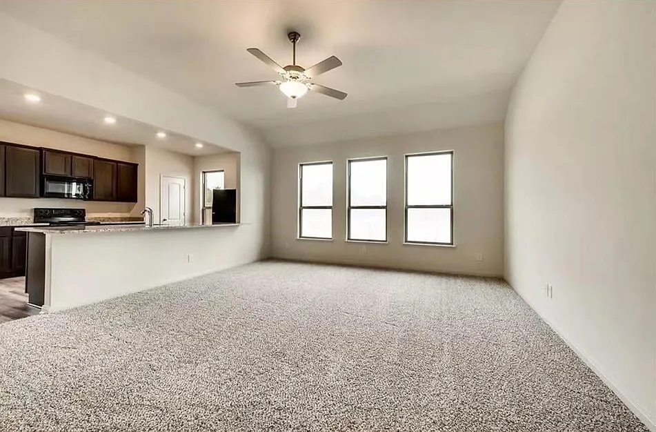 4 bed, 1803 sqft, $2,500 — Photo 2