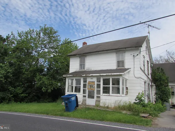 10350 Hades Church Rd, Greencastle, PA 17225