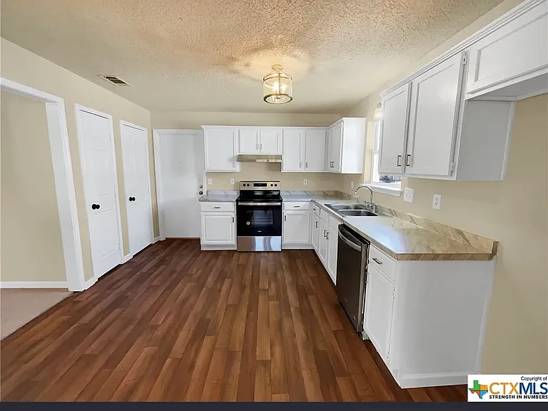 4803 Fawn Dr — Photo 6