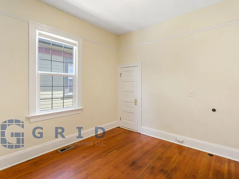 3922 N Michigan Ave — Photo 11