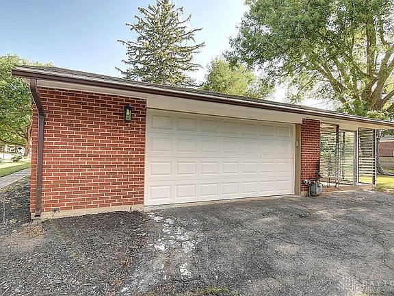 2nd image of 5866 Pamona Pl