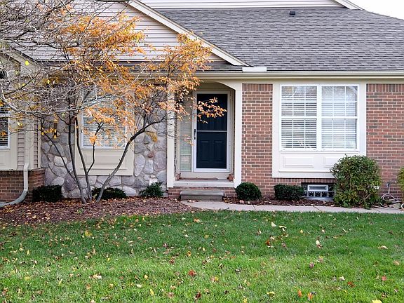 2nd image of 1689 Thistle Dr #56