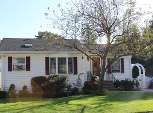 3630 De Mott Ave, Wantagh, NY 11793