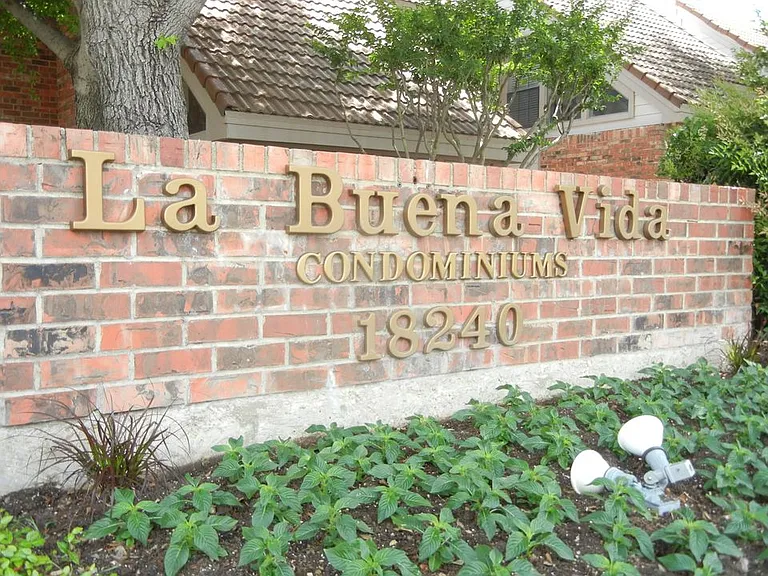 18240 Midway Rd #105 — Photo 32
