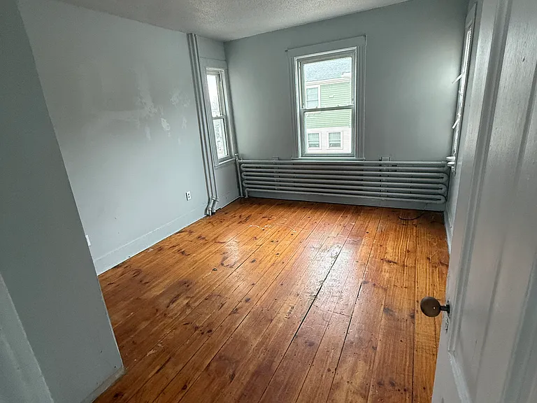 562 Main St #2 — Photo 11