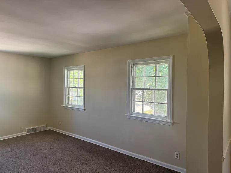 1003 Hancock St #2 — Photo 6
