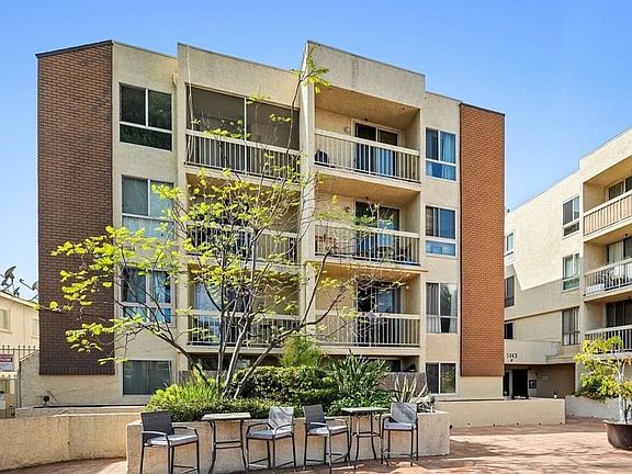 3rd image of 5143 Bakman Ave APT 201