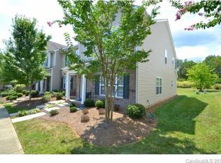 8428 Big Creek Ct, Matthews, NC 28105