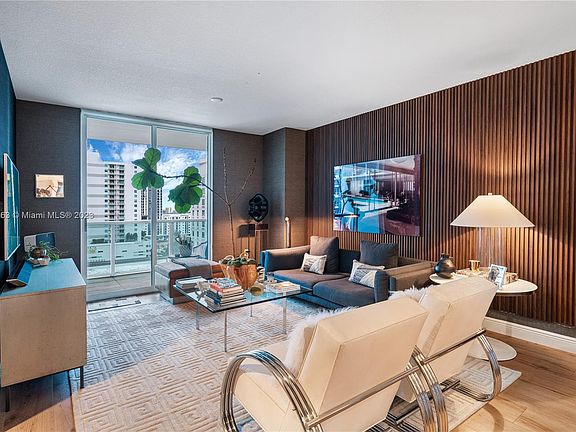 2nd image of 1250 S Miami Ave #1105