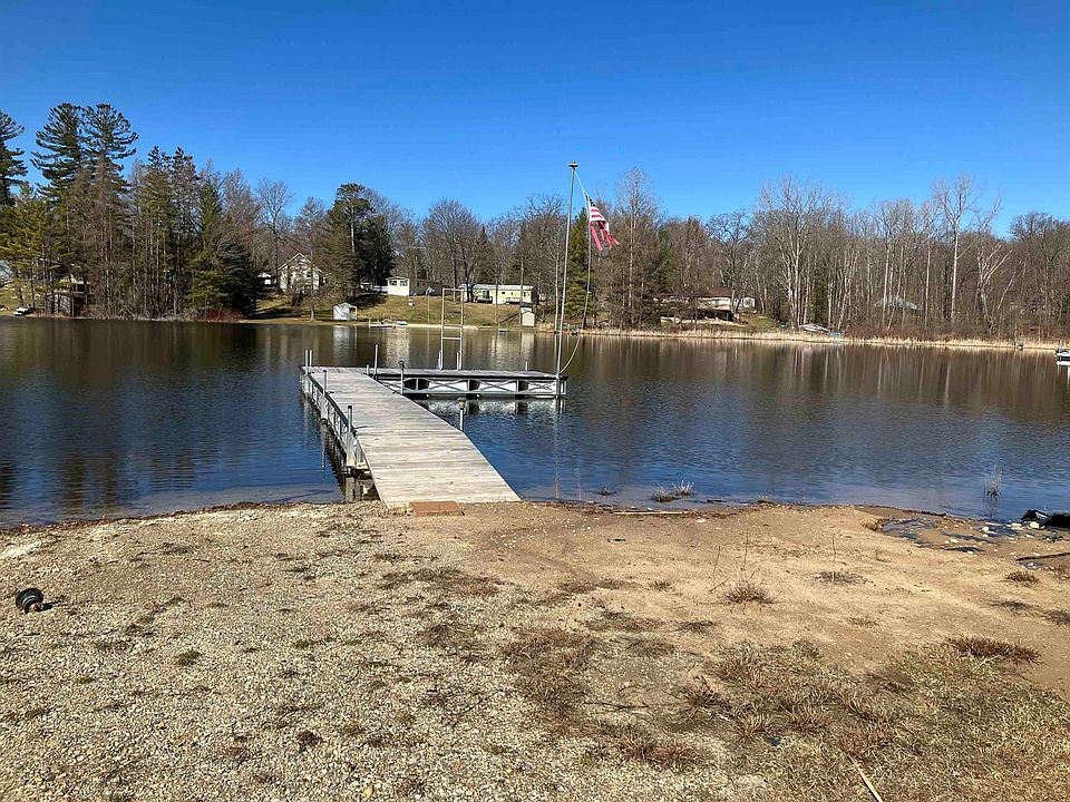 5730 Alice Dr, Gladwin, MI 48624 MLS 50103633 Zillow
