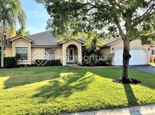 249 NW 119th Ln, Pompano Beach, FL 33071