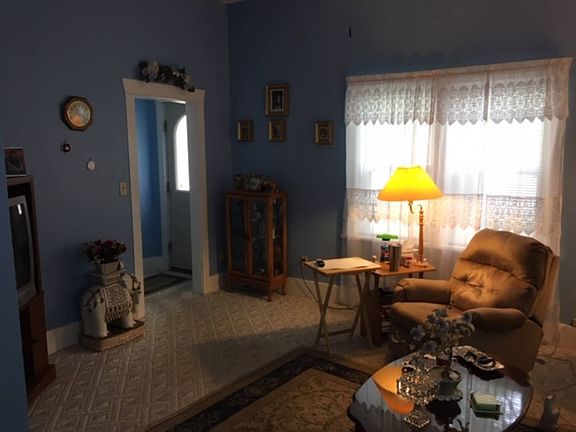 2nd image of 529 3rd Ave N