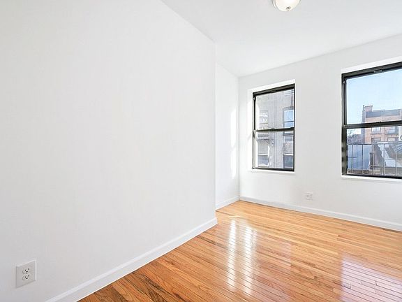 2nd image of 23 Barrow St APT 5A