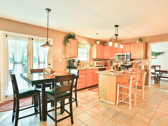 5th image of 12135 Southcreek Ct