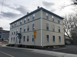 2 Florida Rd APT 2, Maynard, MA 01754