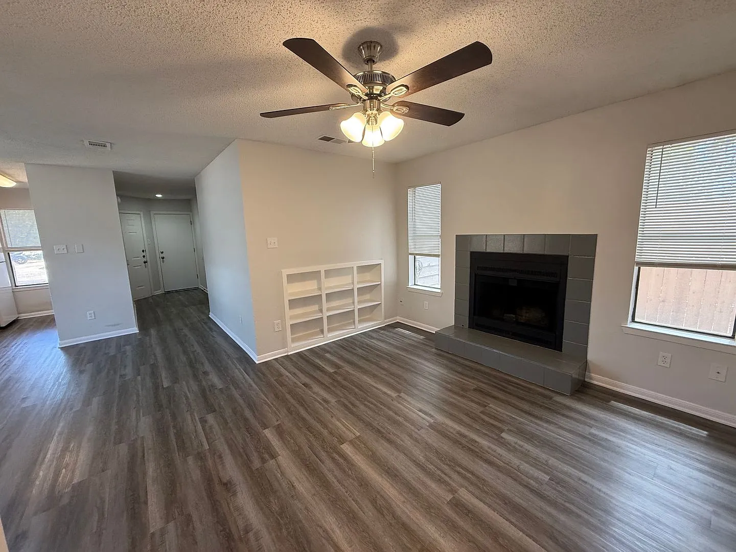 8909 Schick Rd — Photo 1