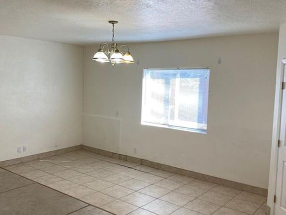 4th image of 717A Camino Porvenir #A