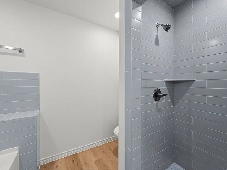 11409 N Cres #2800-A — Photo 31