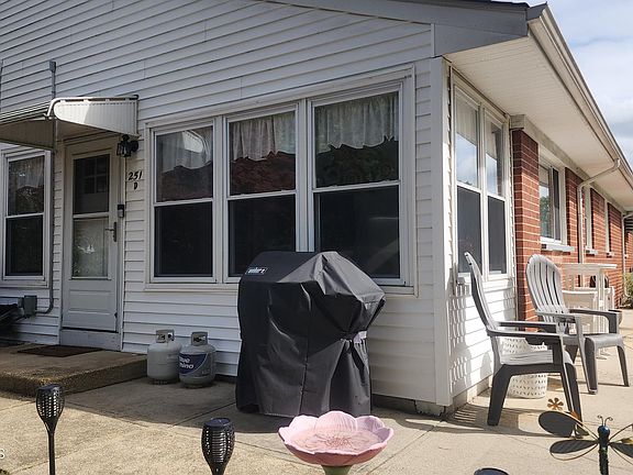 3rd image of 251 Columbine Court #D