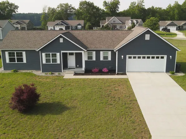 3290 Signal Point Dr, Allegan, MI 49010